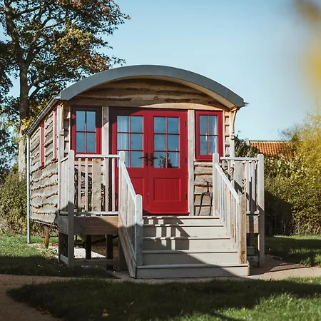 Сasa de vacaciones Hornington Manor Luxury Shepherd Huts *