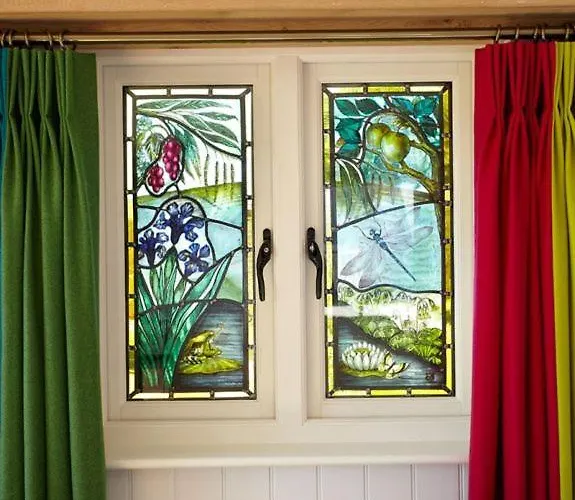 Hornington Manor Luxury Shepherd Huts בית נופש *