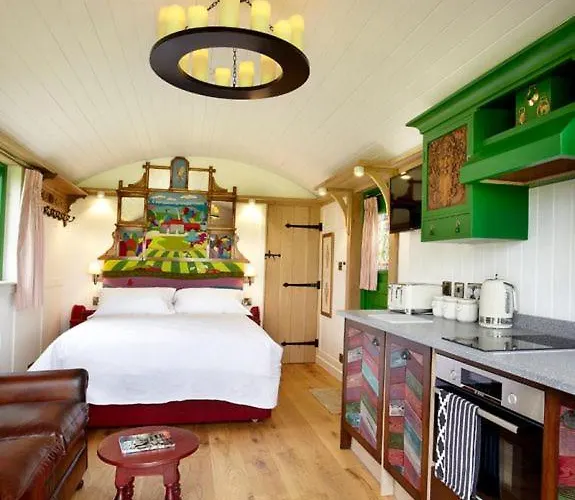 בית נופש Hornington Manor Luxury Shepherd Huts יורק