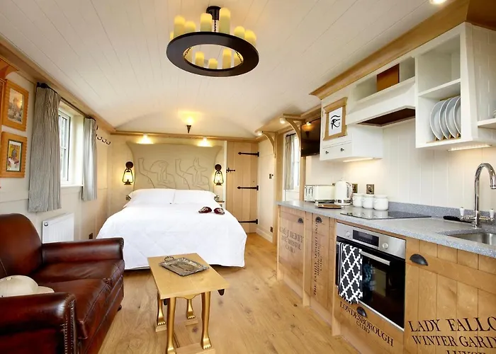 Hornington Manor Luxury Shepherd Huts