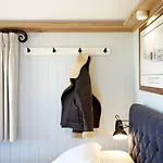 Nyaraló Hornington Manor Luxury Shepherd Huts