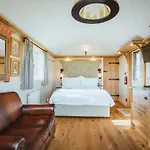 Hornington Manor Luxury Shepherd Huts 度假居 约克