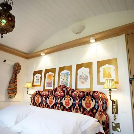 Ferienhaus Hornington Manor Luxury Shepherd Huts *