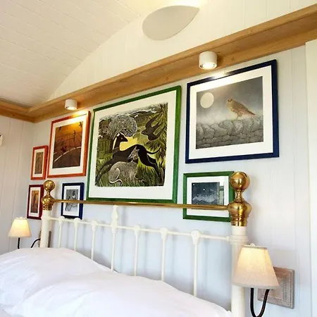 Hornington Manor Luxury Shepherd Huts * York