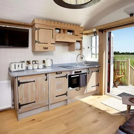 度假居 Hornington Manor Luxury Shepherd Huts *