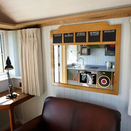 度假居 Hornington Manor Luxury Shepherd Huts