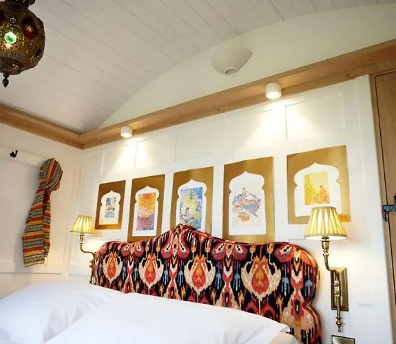 度假居 Hornington Manor Luxury Shepherd Huts *