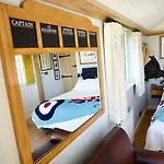 Дом отдыха Hornington Manor Luxury Shepherd Huts