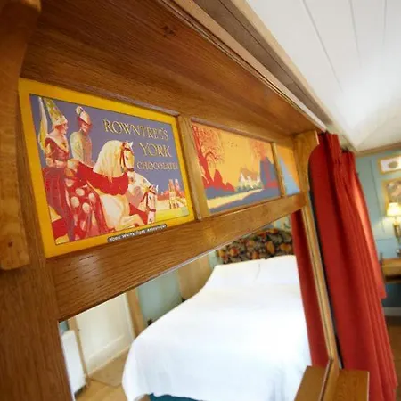 Дом отдыха Hornington Manor Luxury Shepherd Huts