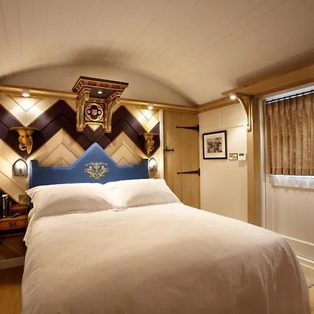 Casa de Férias Hornington Manor Luxury Shepherd Huts *