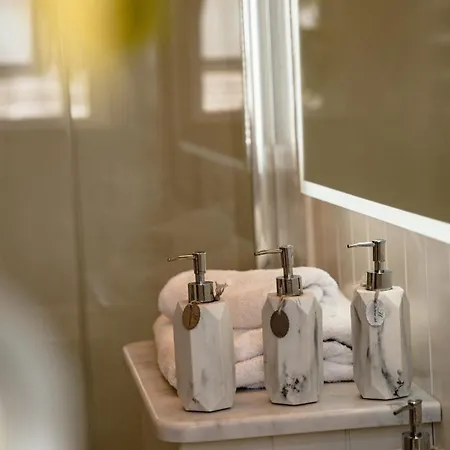 Hornington Manor Luxury Shepherd Huts