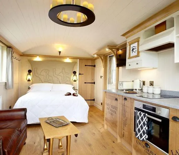 Holiday home Hornington Manor Luxury Shepherd Huts *