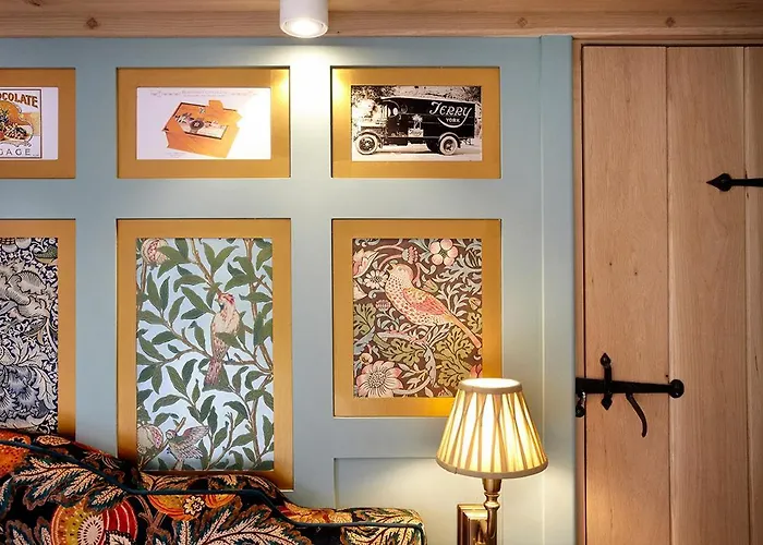 Hornington Manor Luxury Shepherd Huts * York