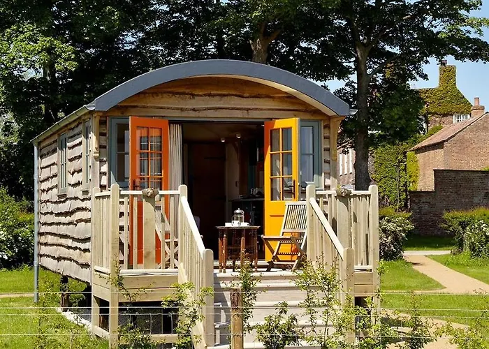 Hornington Manor Luxury Shepherd Huts * York