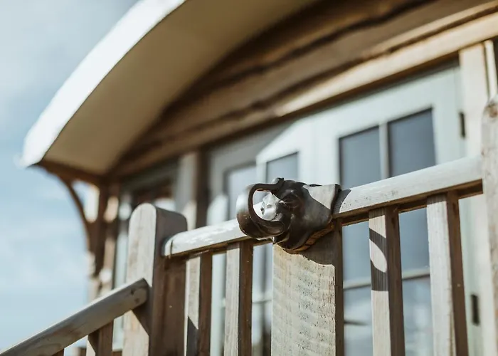 Hornington Manor Luxury Shepherd Huts * York