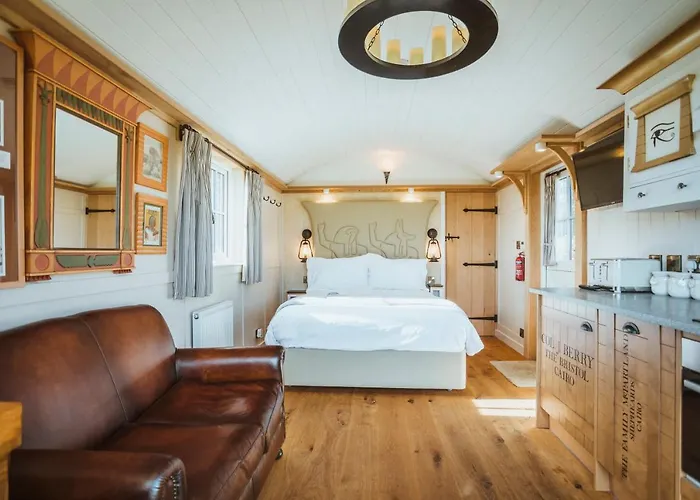 Hornington Manor Luxury Shepherd Huts Holiday home York